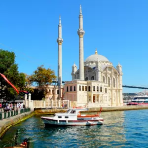 İstanbul Ortaköy Bölgesinde Ustalar